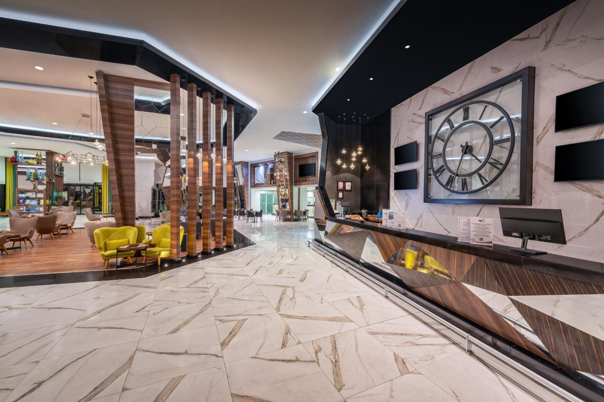 Botanik Platinum Hotel โอคูร์จาลาร์ ภายนอก รูปภาพ