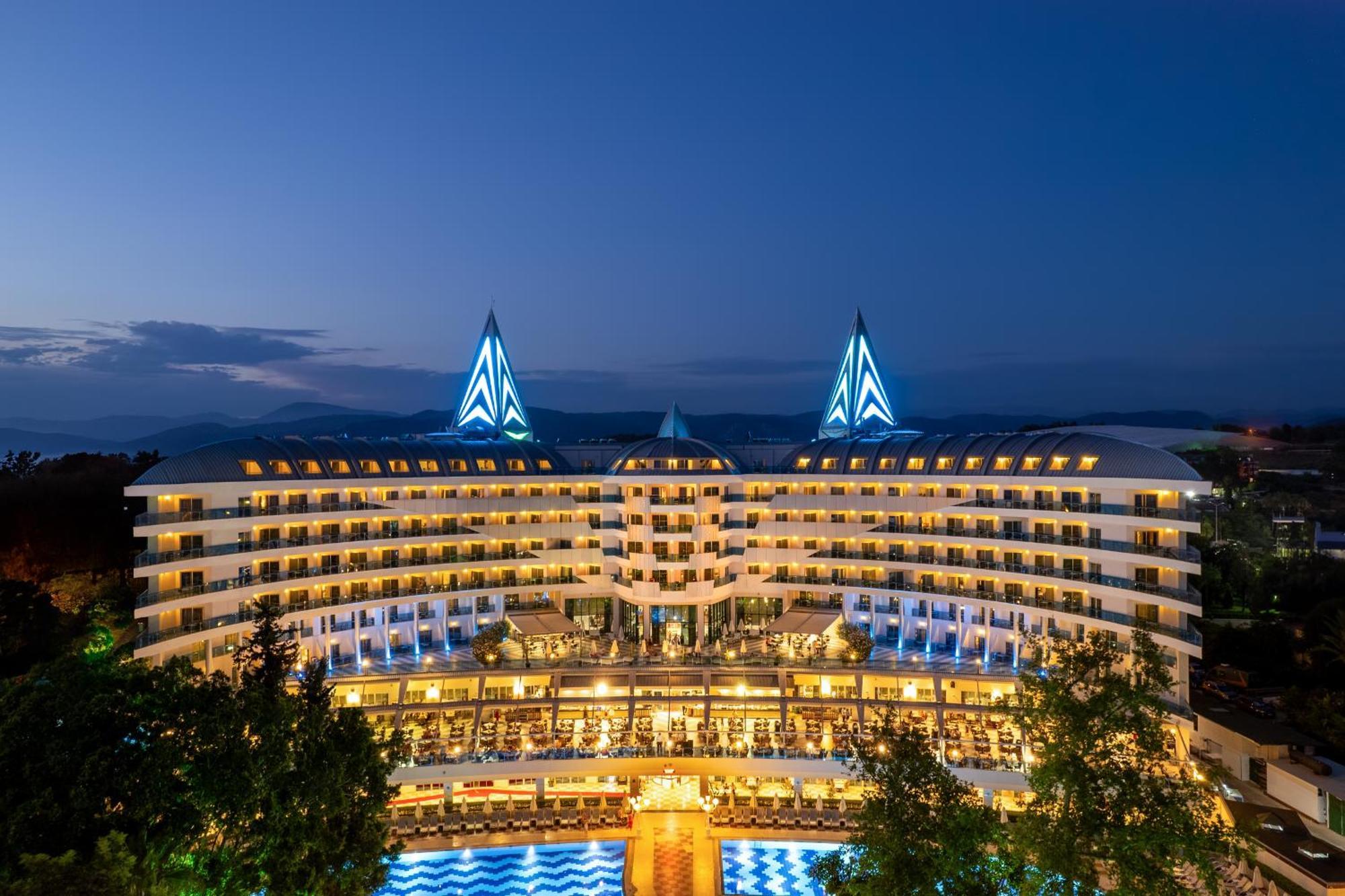 Botanik Platinum Hotel โอคูร์จาลาร์ ภายนอก รูปภาพ